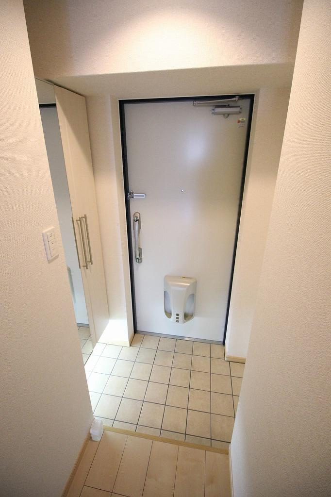 アヴリルの玄関|※同物件の別のお部屋の写真です※