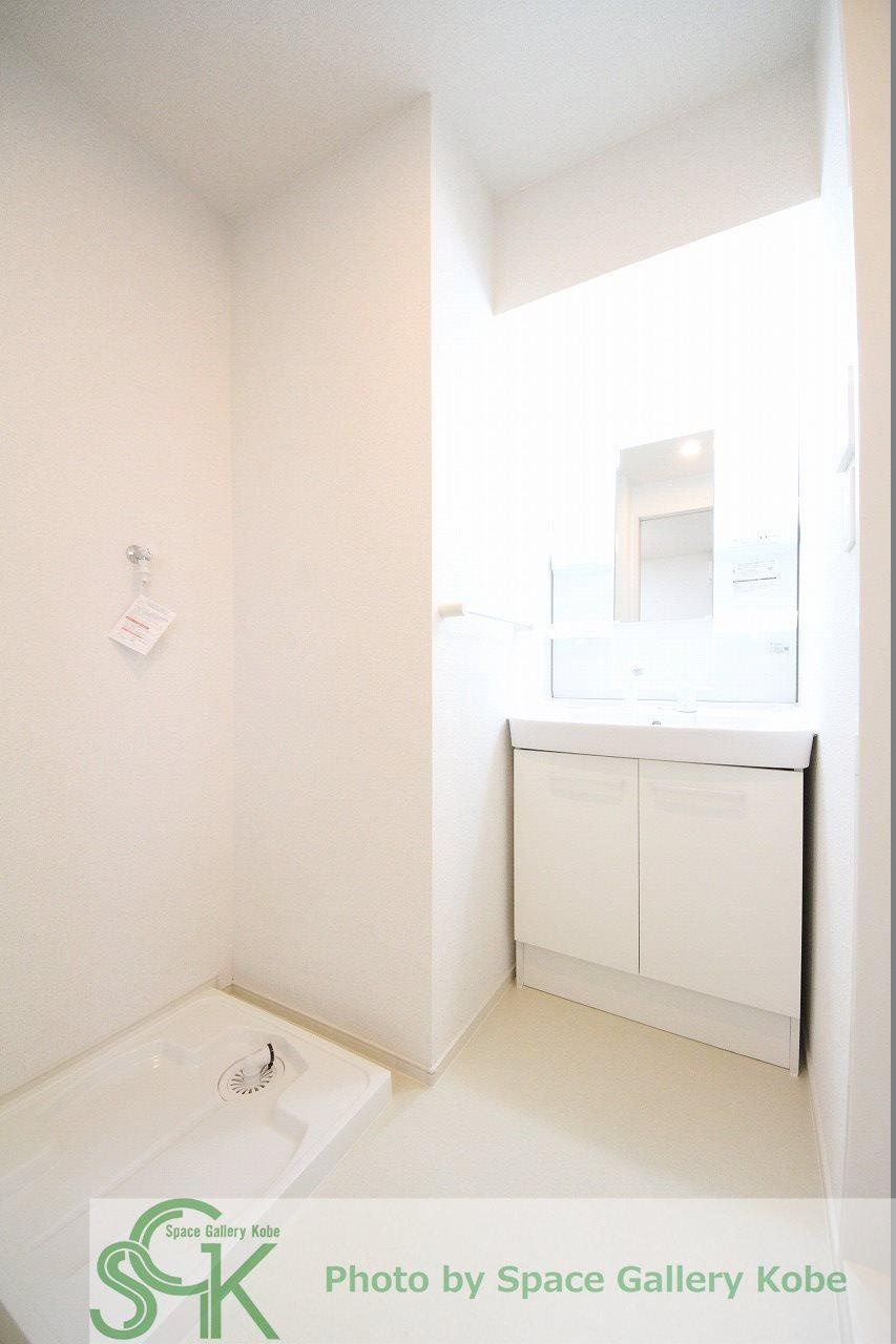 アクアリージョン明石西の洗面所|※同物件の別のお部屋の写真です※