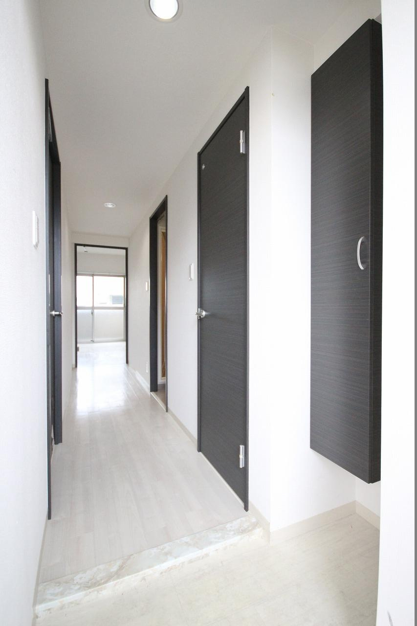 アザレアの玄関|※お部屋により仕様が異なる場合があります。