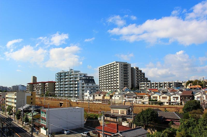 アビエール海岸通りの展望
