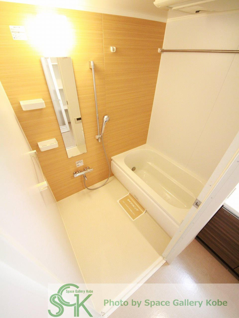 アビエール海岸通りの浴室|※お部屋により仕様が異なる場合があります。