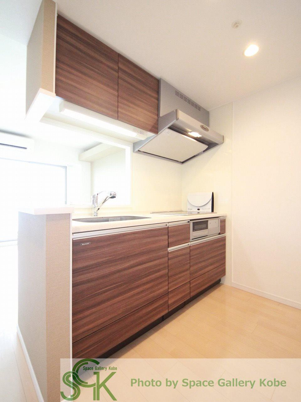 アビエール海岸通りのキッチン|※お部屋により仕様が異なる場合があります。