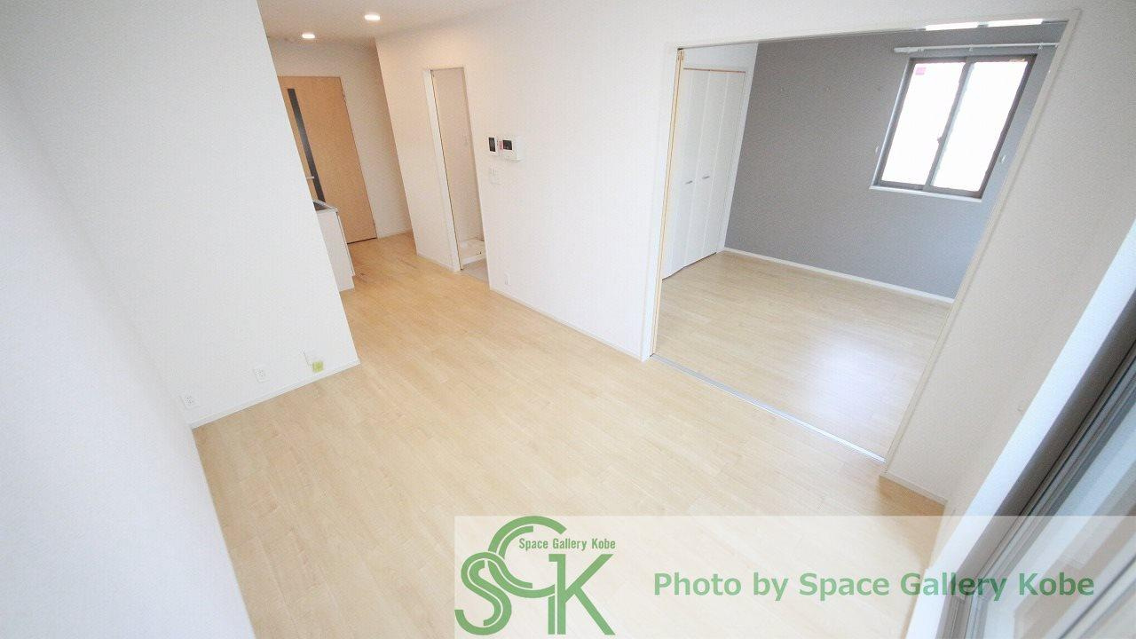アミエーラの居間・リビング|※お部屋により仕様が異なる場合があります。