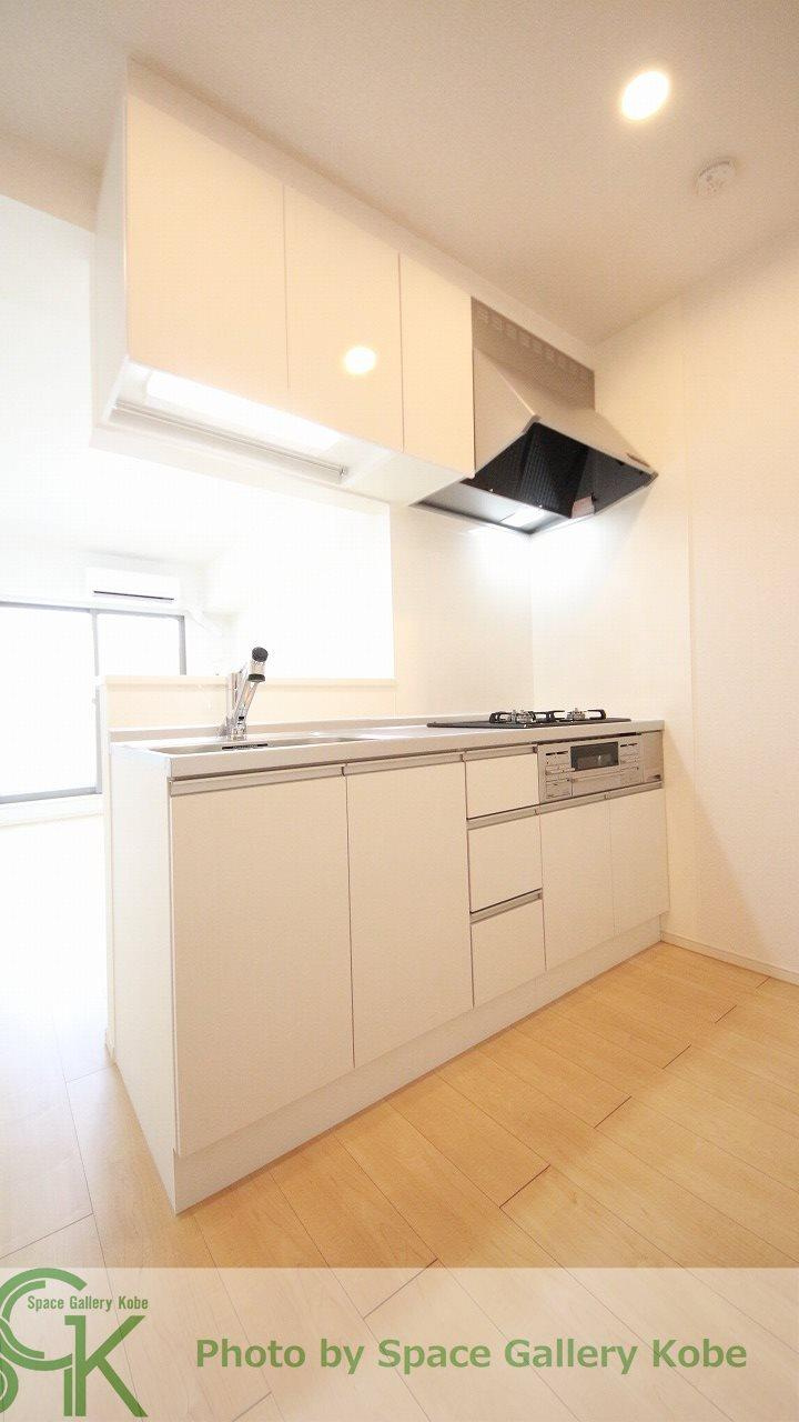 アミエーラのキッチン|※お部屋により仕様が異なる場合があります。
