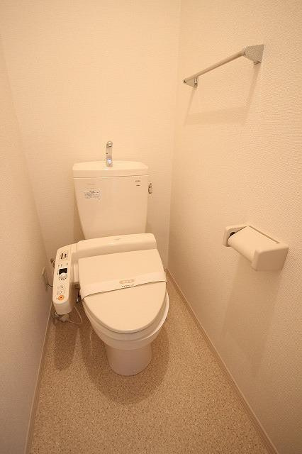 アルコバレーノ潤和のトイレ|※お部屋により仕様が異なる場合があります。