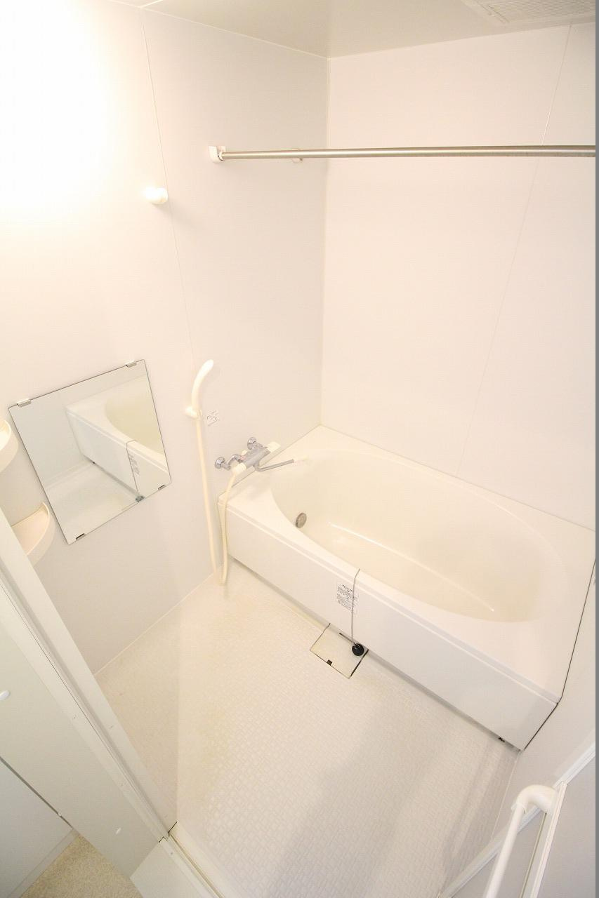 アルシオネの浴室|※お部屋により仕様が異なる場合があります。