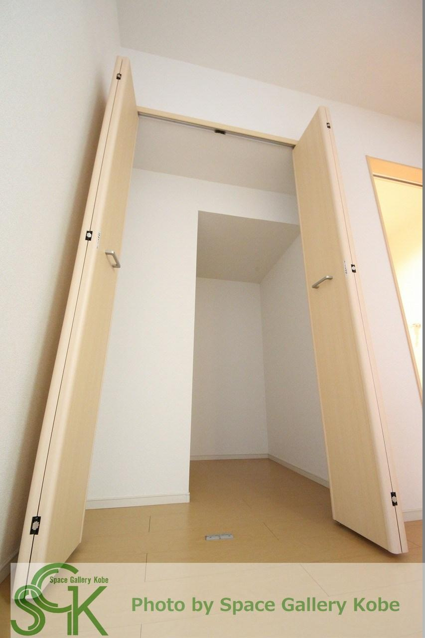 アルストロメリアⅢの収納|※同物件の別のお部屋の写真です※