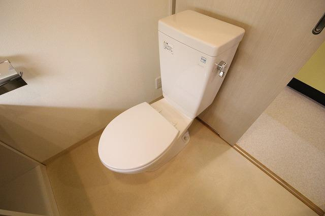 アロハ海岸通のトイレ|※お部屋により仕様が異なる場合があります。