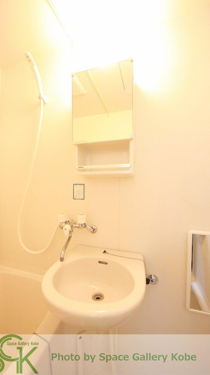 アンシャレーの洗面所|※同物件の別のお部屋の写真です※