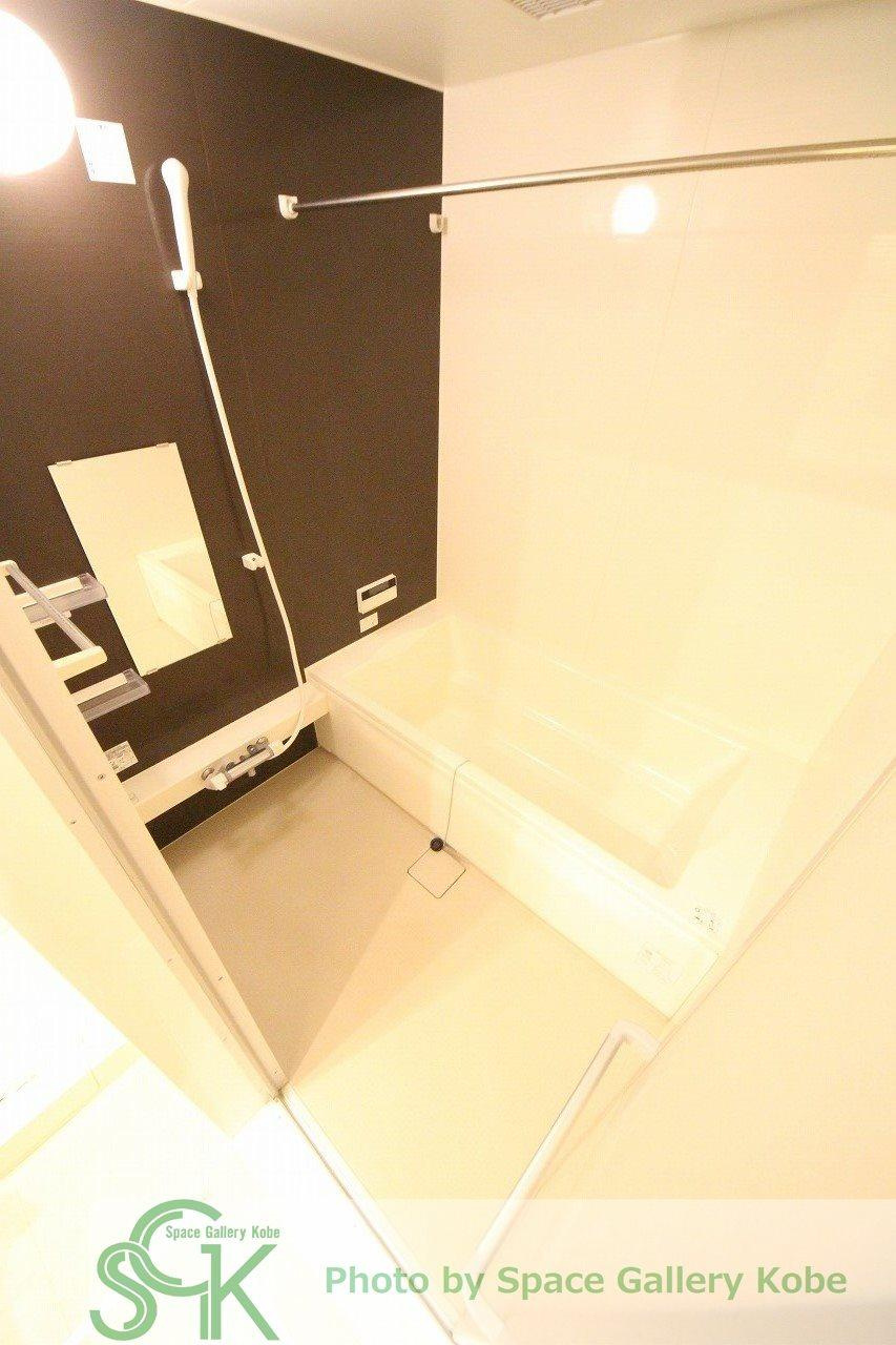 ヴィルヌーブ サンティーエの浴室|※お部屋により仕様が異なる場合があります。