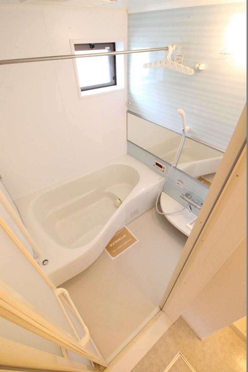 ウィルモア垂水　C棟の浴室|※お部屋により仕様が異なる場合があります。
