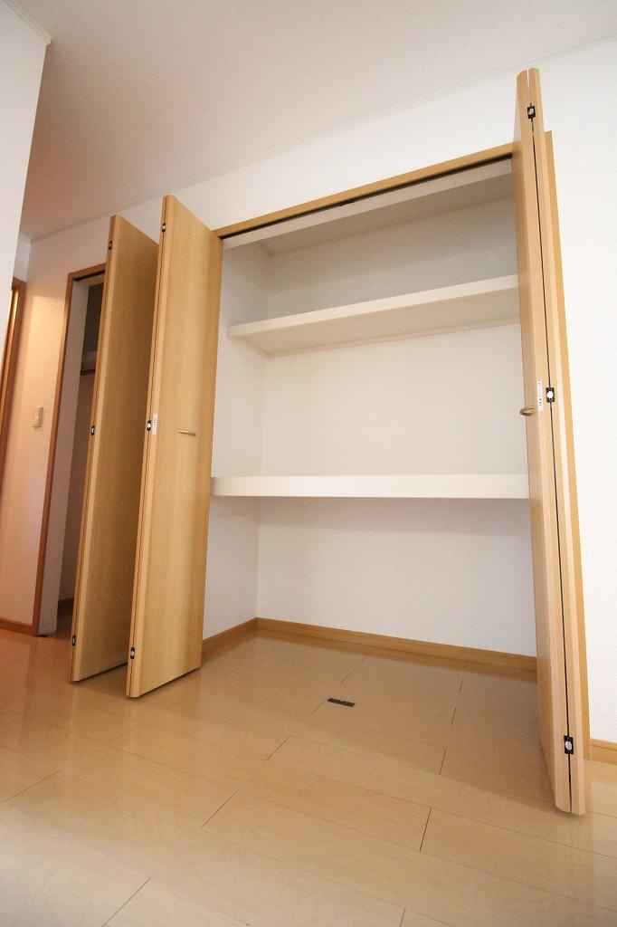 ウエストフィール参号館の収納|※お部屋により仕様が異なる場合があります。