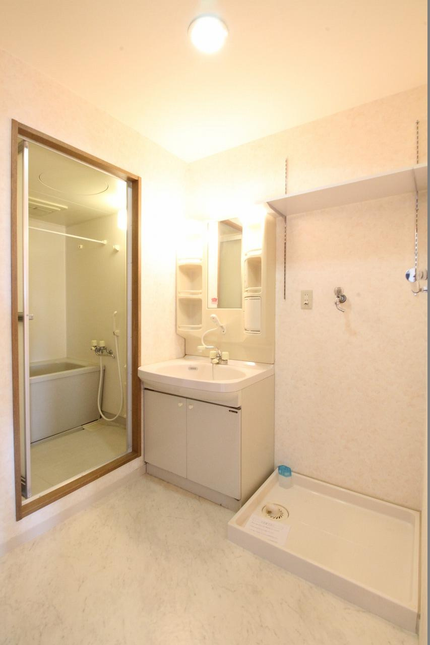 ヴェルジーネの洗面所|※お部屋により仕様が異なる可能性があります。
