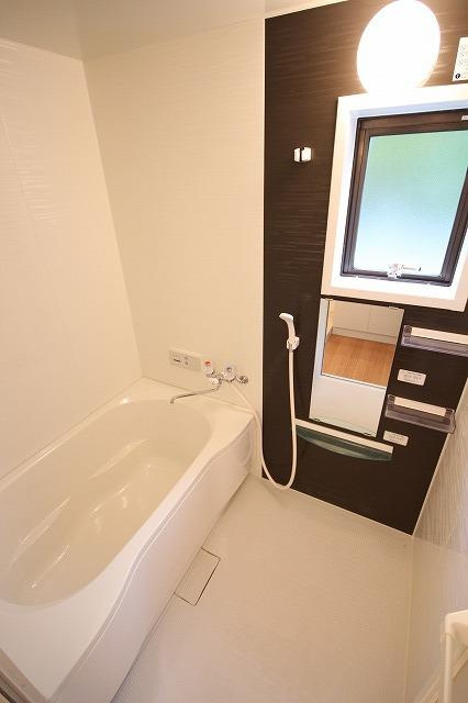 エクセルタウン藤沢　E棟の浴室|※お部屋により仕様が異なる場合があります※