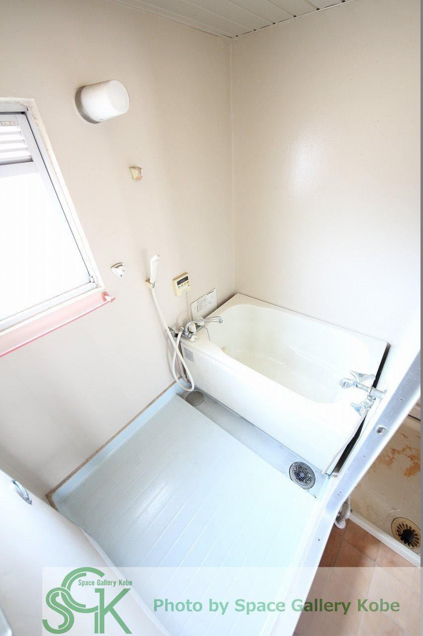 エクセルハイツB棟の浴室|※お部屋により仕様が異なる場合があります。