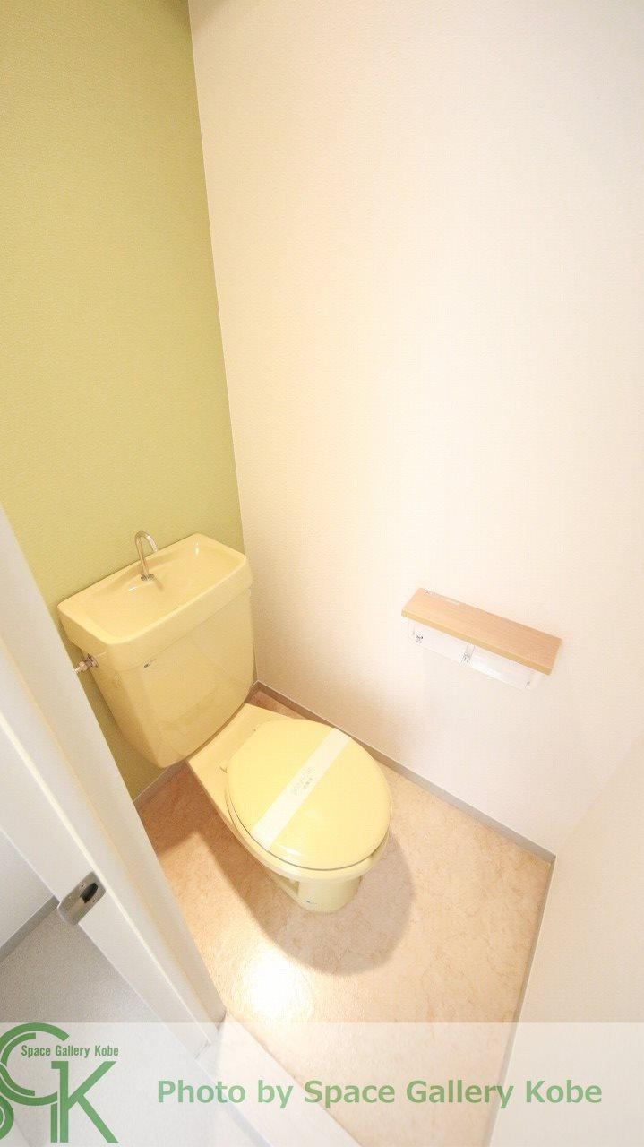 エステート桃山のトイレ|※お部屋により仕様が異なる場合があります。