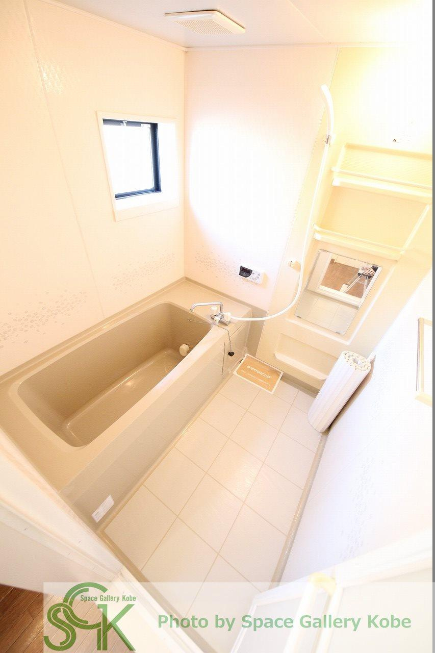 エステリーオ　C棟の浴室|※お部屋により仕様が異なる場合があります。
