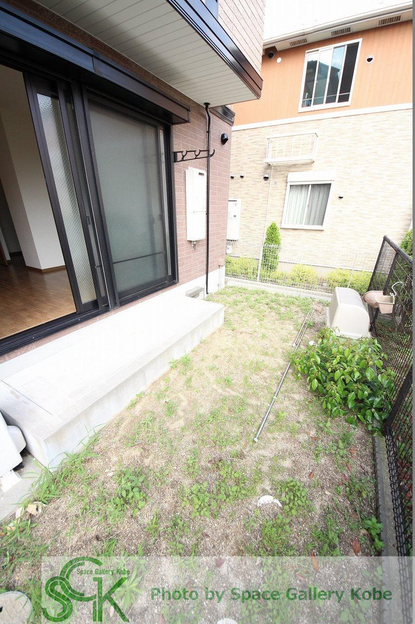 エステリーオ　D棟の庭|※同物件の別のお部屋の写真です※