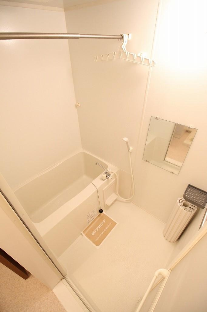 エスペランサ二見　A棟の浴室|※お部屋により仕様が異なる可能性があります。