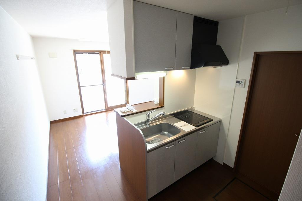 エスペランサ二見　A棟の居間・リビング|※お部屋により仕様が異なる可能性があります。