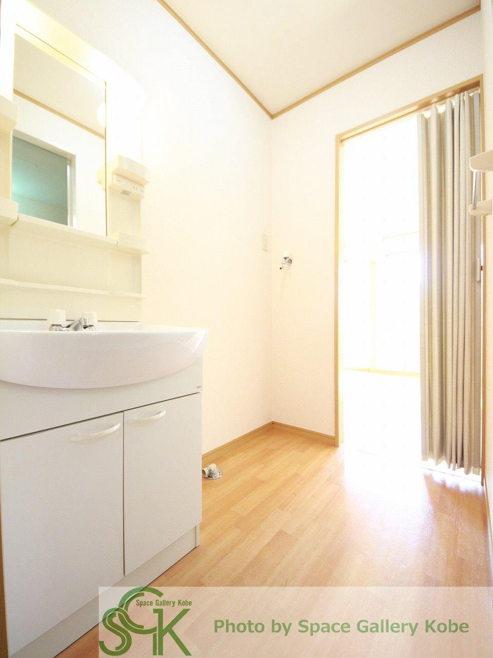 エスポワールの洗面所|※お部屋により仕様が異なる場合があります。
