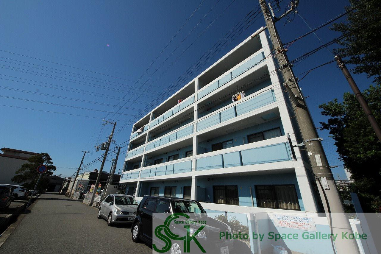 エスポワール森友の外観