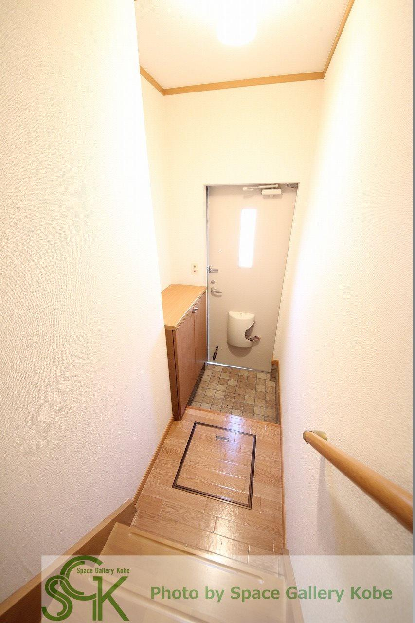 エターナルヒルⅠの玄関|※お部屋により仕様が異なる場合があります。