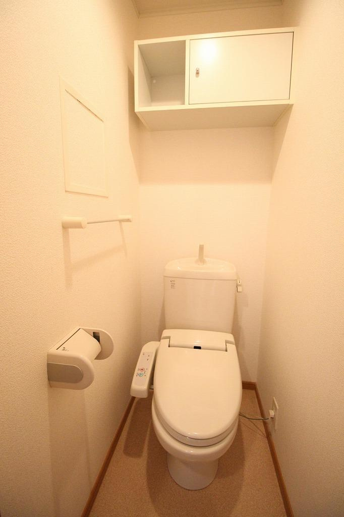 エミネンスのトイレ|※お部屋により仕様が異なる場合があります。
