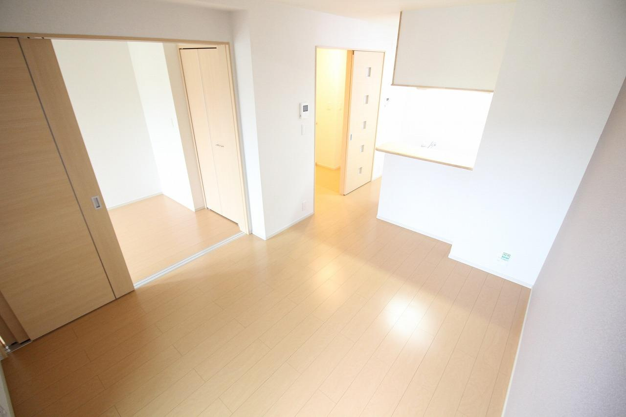 エムズ・カーサⅠの居間・リビング|※お部屋により仕様が異なる場合があります。