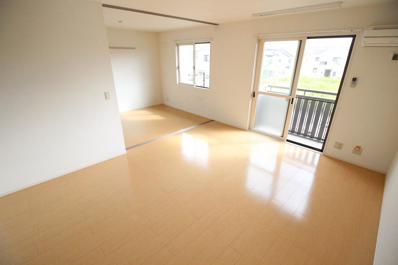 エル　スールの居間・リビング|※お部屋により仕様が異なる場合があります。
