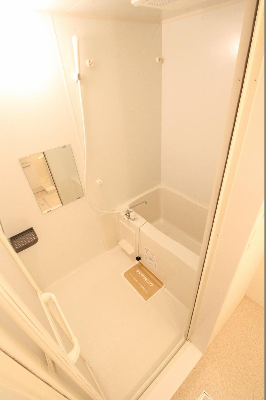 エル　スールの浴室|※お部屋により仕様が異なる場合があります。