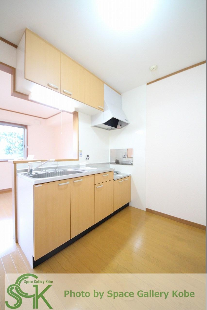 オーシャンローズ雲楽　弐番館のキッチン|※同物件の別のお部屋の写真です※