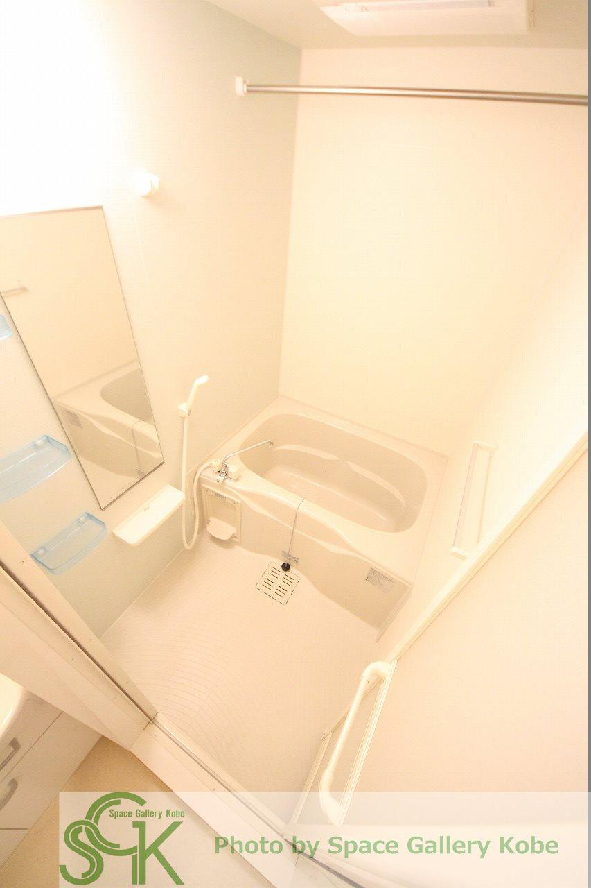 カーサ　イリーデの浴室|※お部屋により仕様が異なる場合があります。