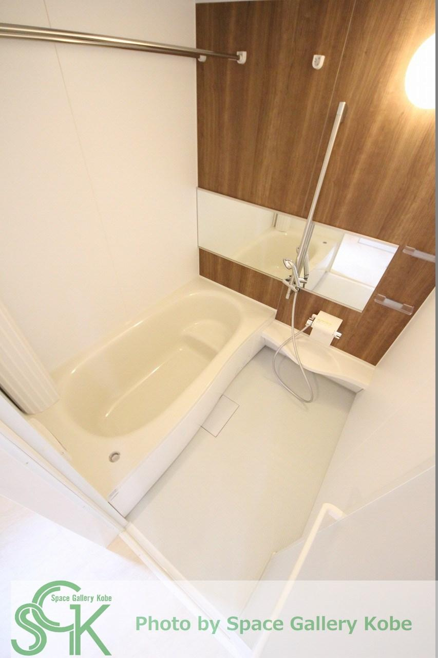 カーサ　ドマーニの浴室|※お部屋により仕様が異なる場合があります。