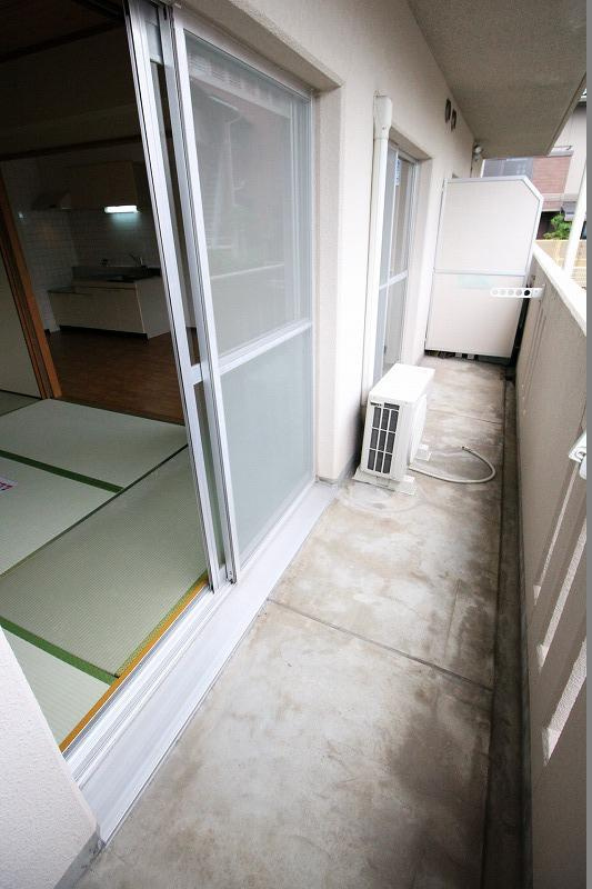 カーサベガのバルコニー|※お部屋により仕様が異なる場合があります。