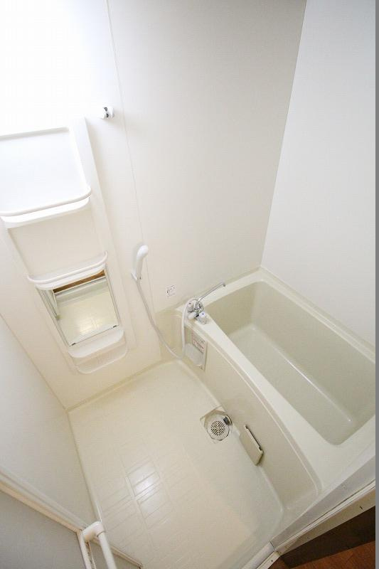 カーサベガの浴室|※お部屋により仕様が異なる場合があります。