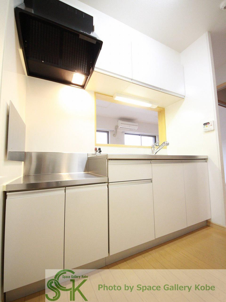 ガーデンコートのキッチン|※お部屋により仕様が異なる場合があります。