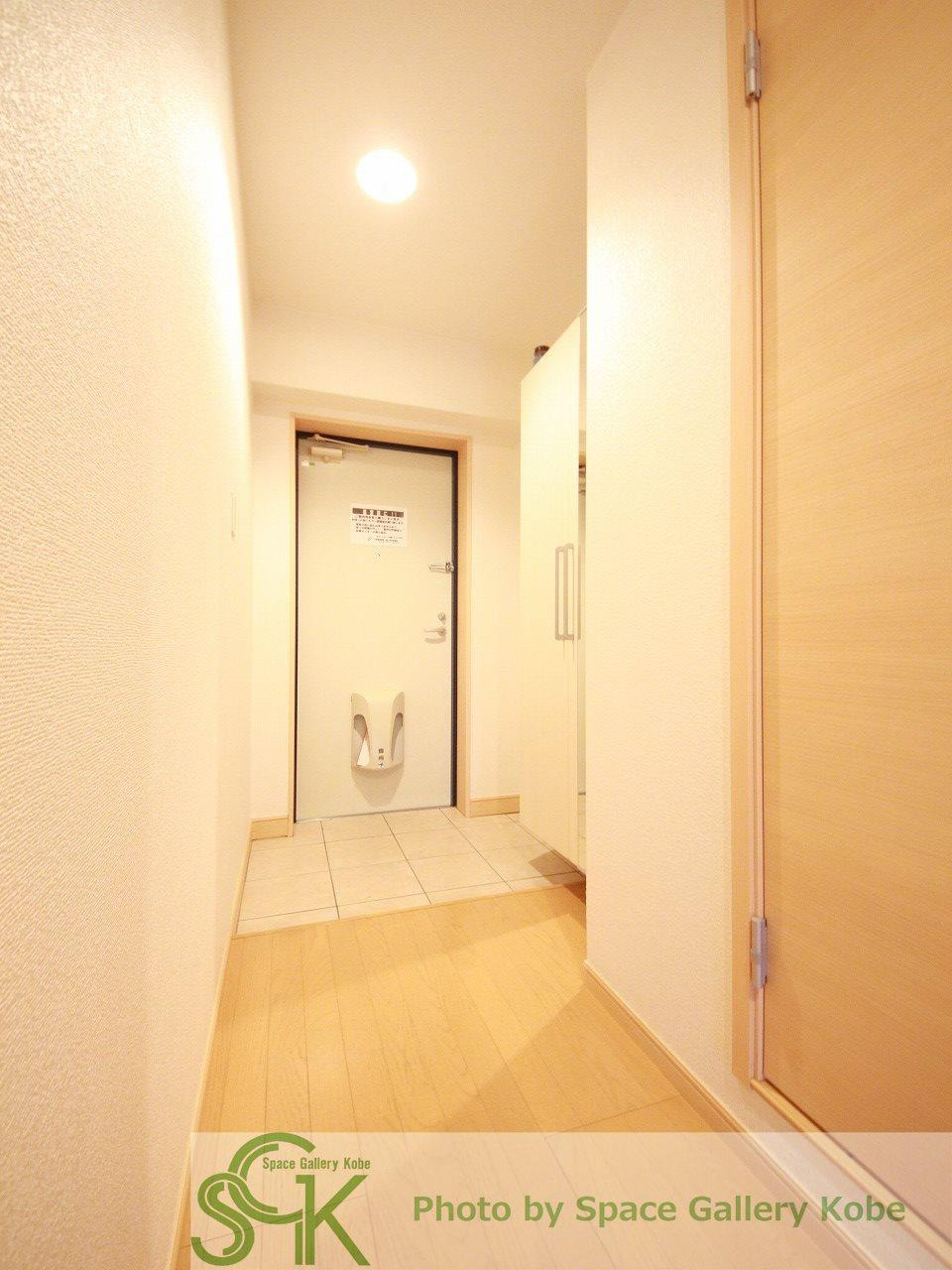 ガーデンコートの玄関|※お部屋により仕様が異なる場合があります。