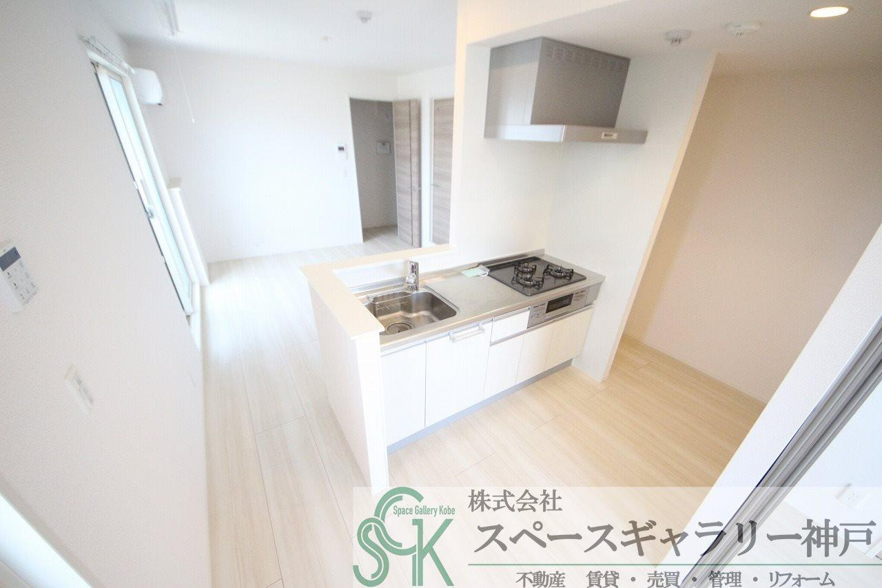 キャトルセゾンの居間・リビング|※同物件の別のお部屋の写真です※