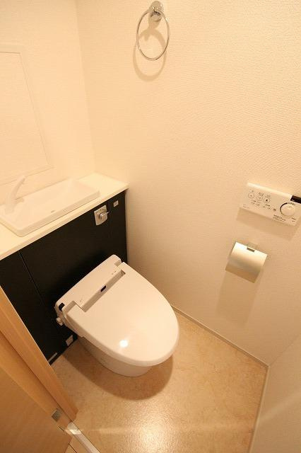 グラン　ブルⅢのトイレ|※お部屋により仕様が異なる場合があります。