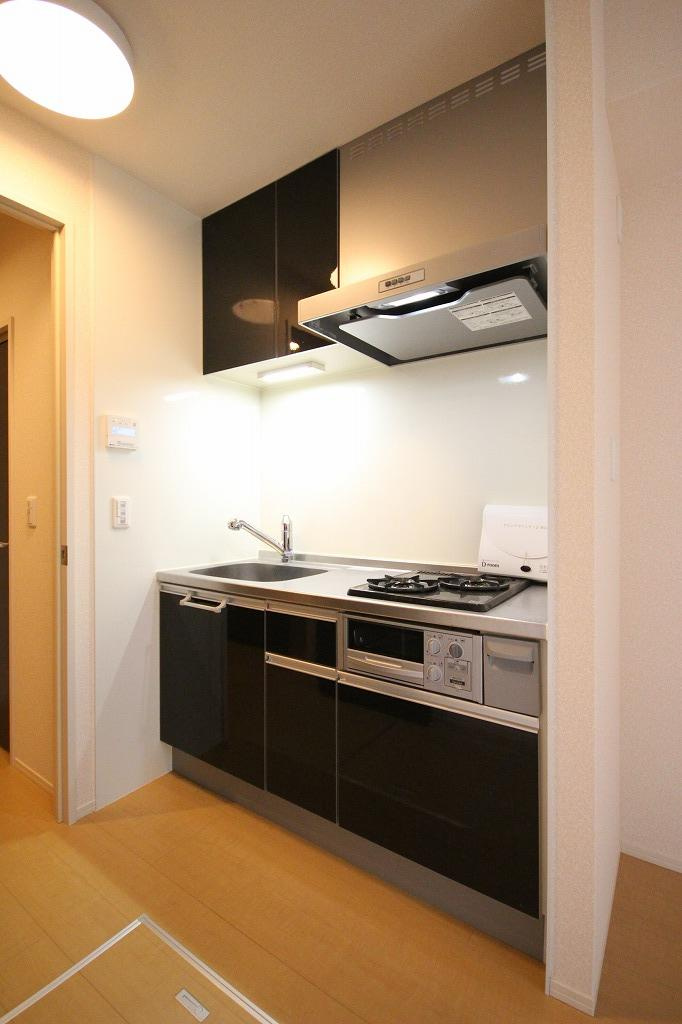 グランアヴァンティⅡ　B棟のキッチン|※お部屋により仕様が異なる場合があります。