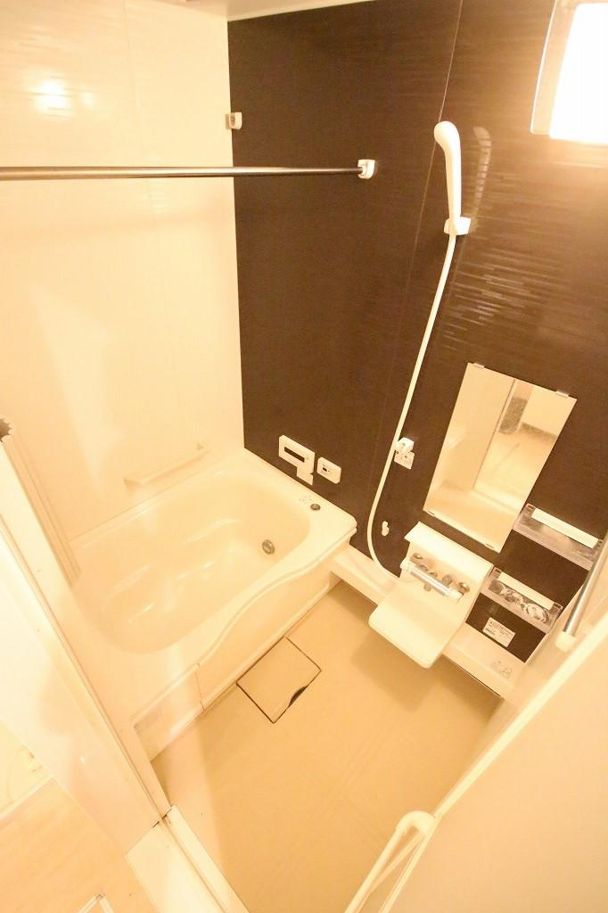 グランアヴァンティⅡ　B棟の浴室|※お部屋により仕様が異なる場合があります。