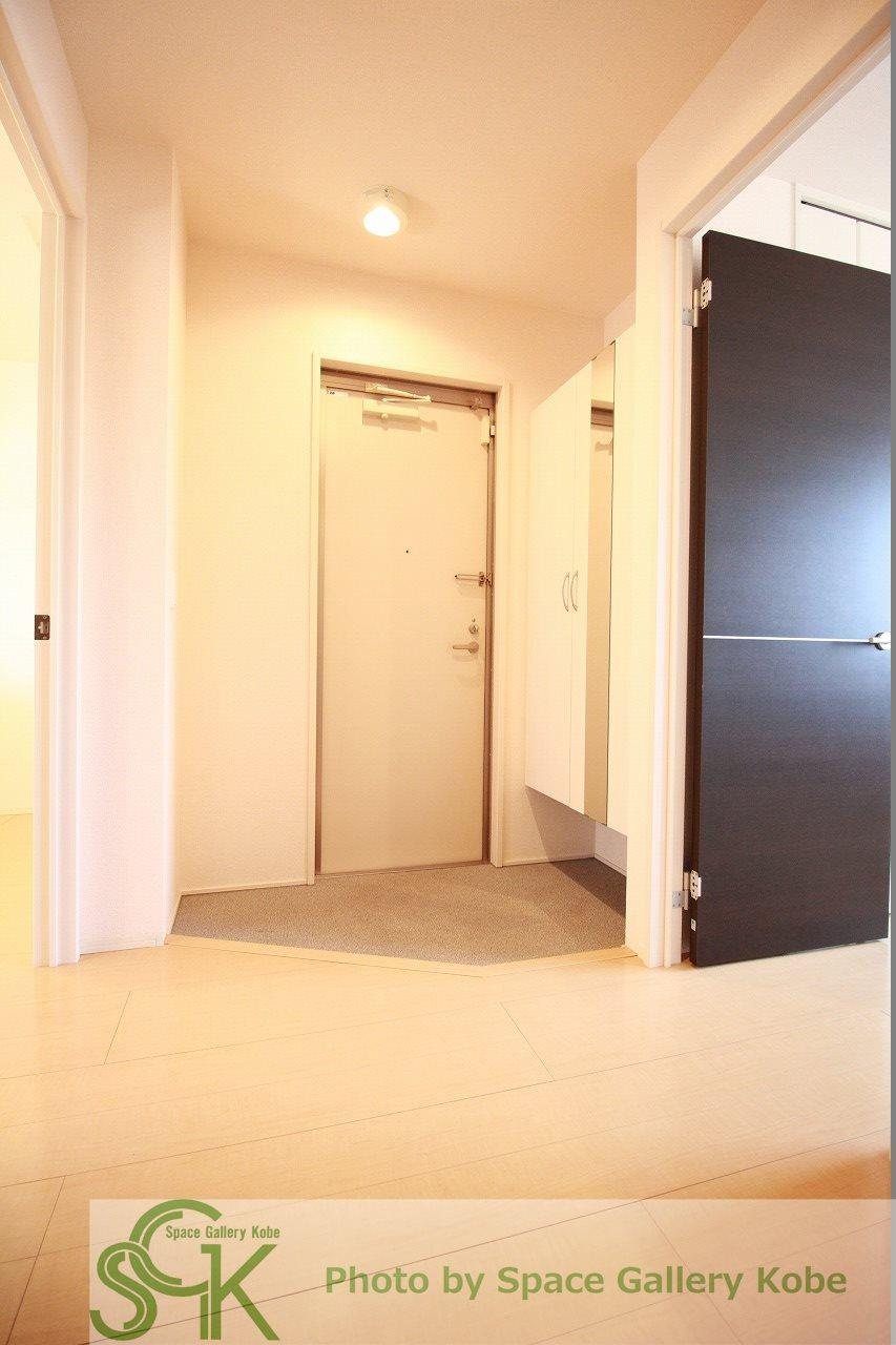 グランソレイユ南多聞台の玄関|※お部屋により仕様が異なる場合があります。