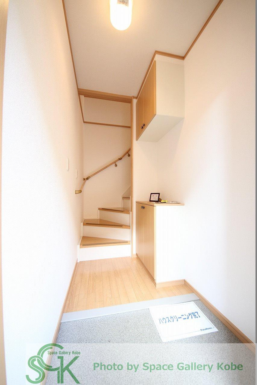 グランディール　Bの玄関|※お部屋により仕様が異なる場合があります。