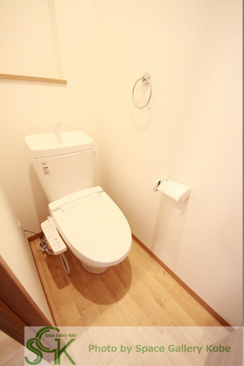 グランデ石屋川3のトイレ