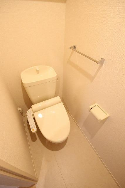 グランド・ソレーユ　Ⅱ棟のトイレ|※お部屋により仕様が異なる場合があります。