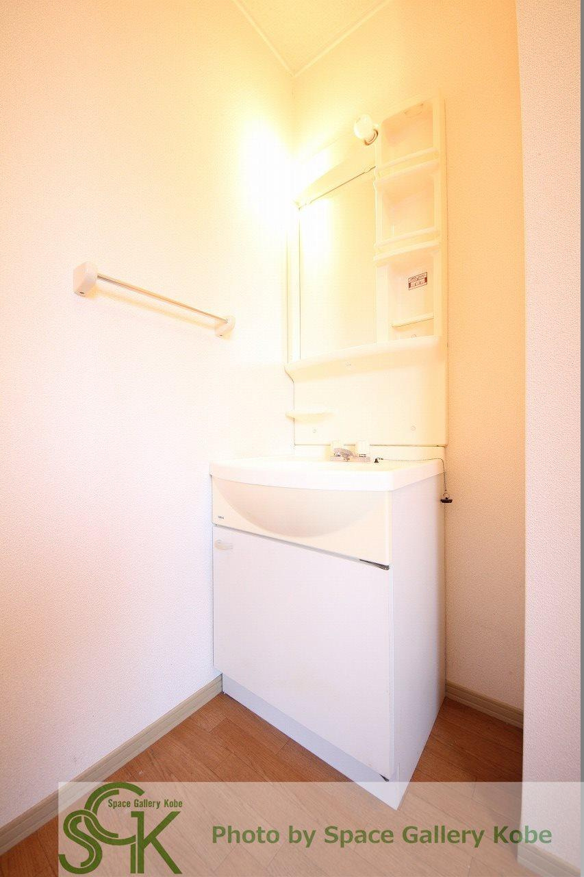 グランドール谷田川の洗面所