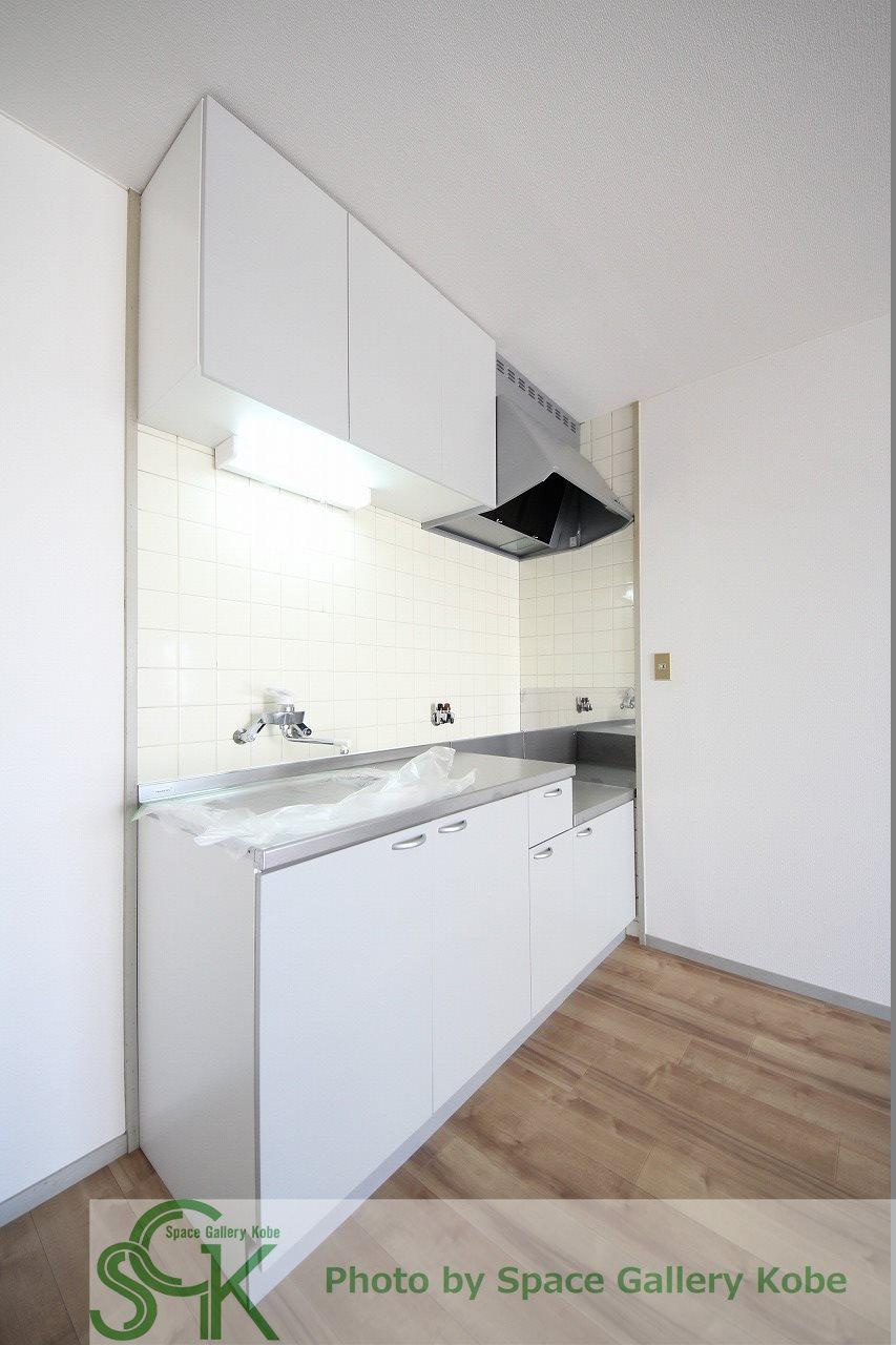 グランドハイツ池田のキッチン|※お部屋により仕様が異なる場合があります。