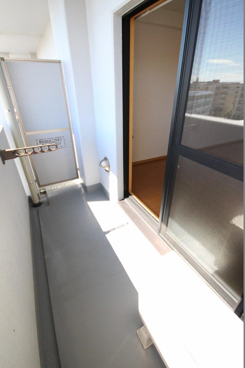 グランドパレス大久保のバルコニー|※同物件の別のお部屋の写真です※