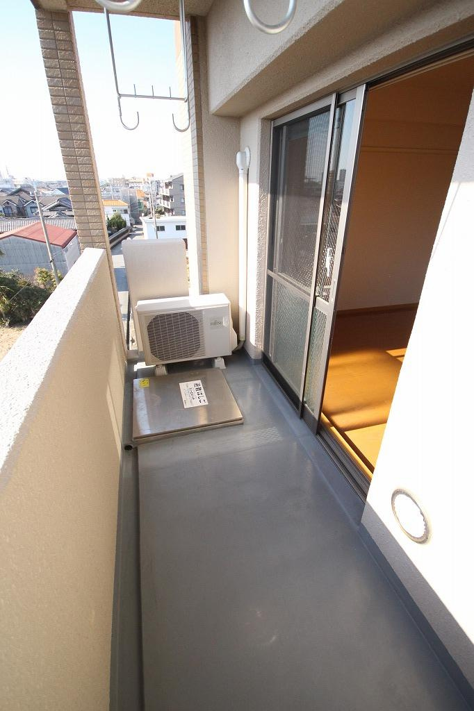 クリーモア・クラのバルコニー|※お部屋により仕様が異なる場合があります※
